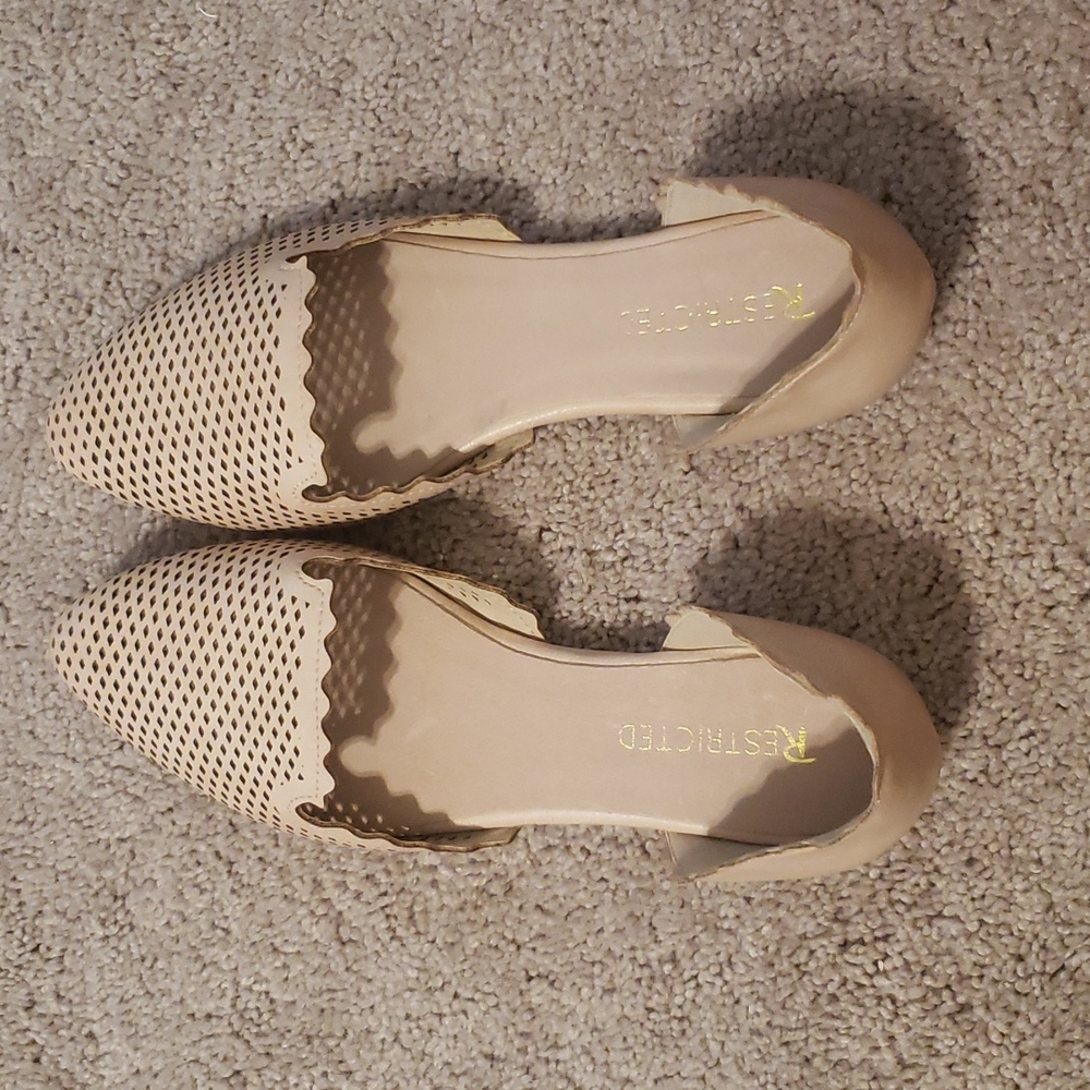 New nude sandal
